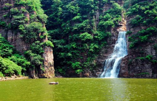 龙潭大峡谷美景