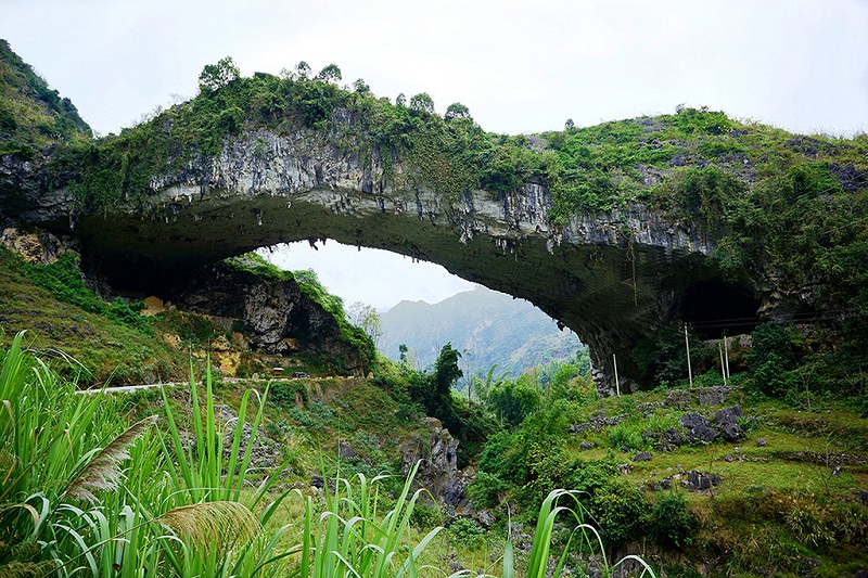 三门海天生桥景区