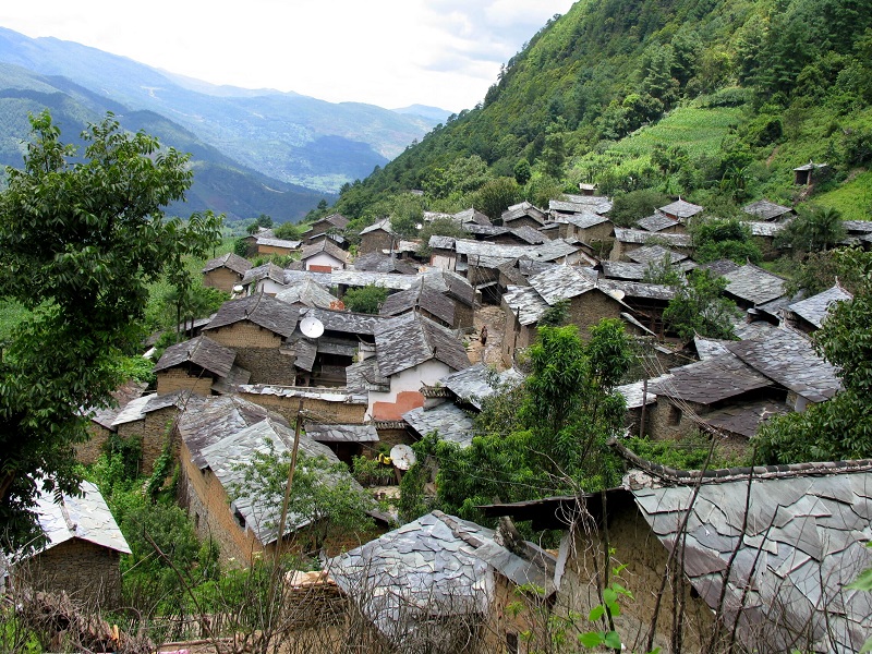 传统古村落鲁史沿河塘房自然村