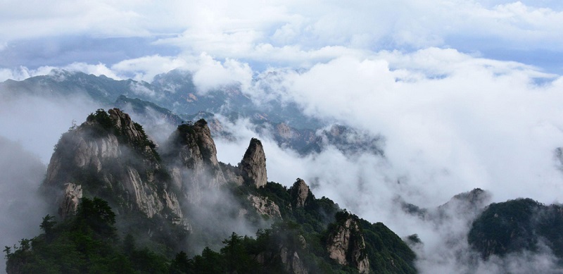 美丽的云台山云雾美景