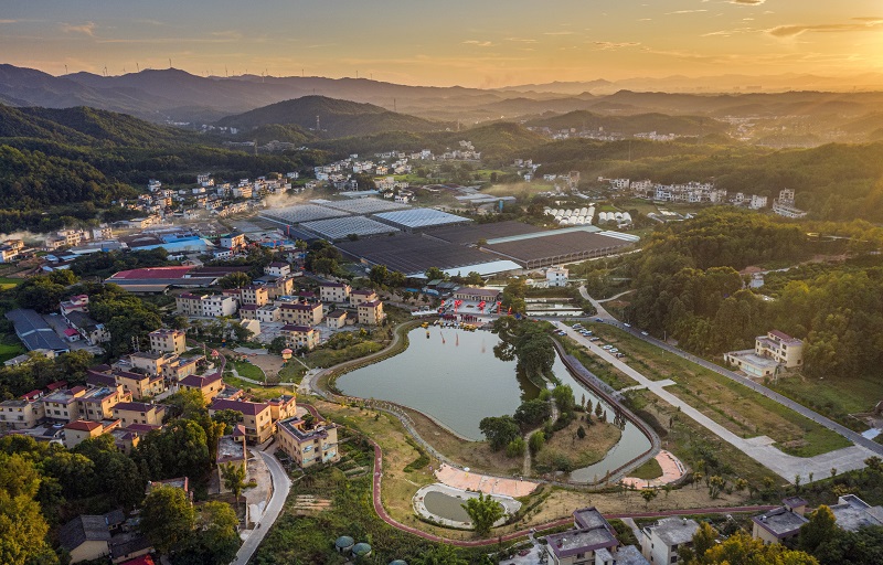 美丽的沙石镇火燃村一景